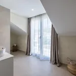 Aria Hotel