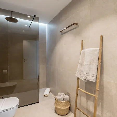 Aria 4*