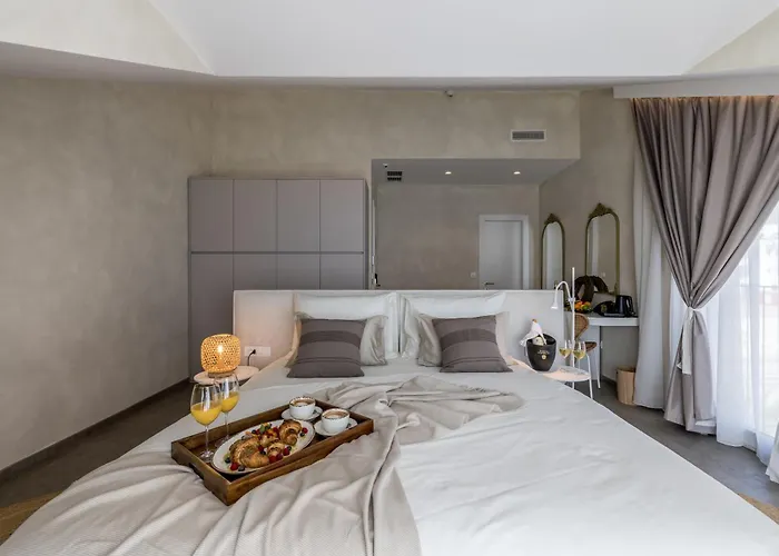 Aria Hotel