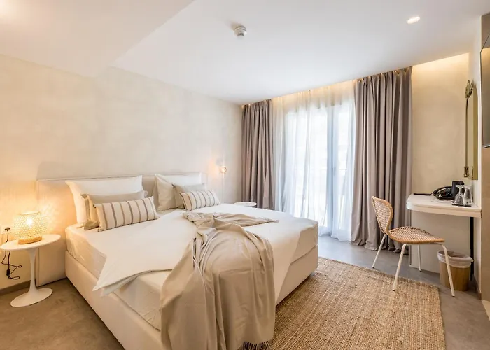 Aria Hotel