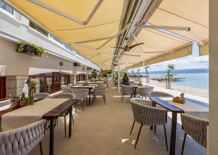 Aria 4* Podstrana