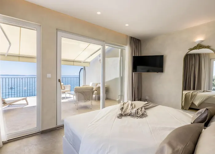 Aria Hotel